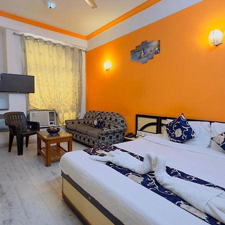 Hotel Indore Palace Shirdi Exterior foto