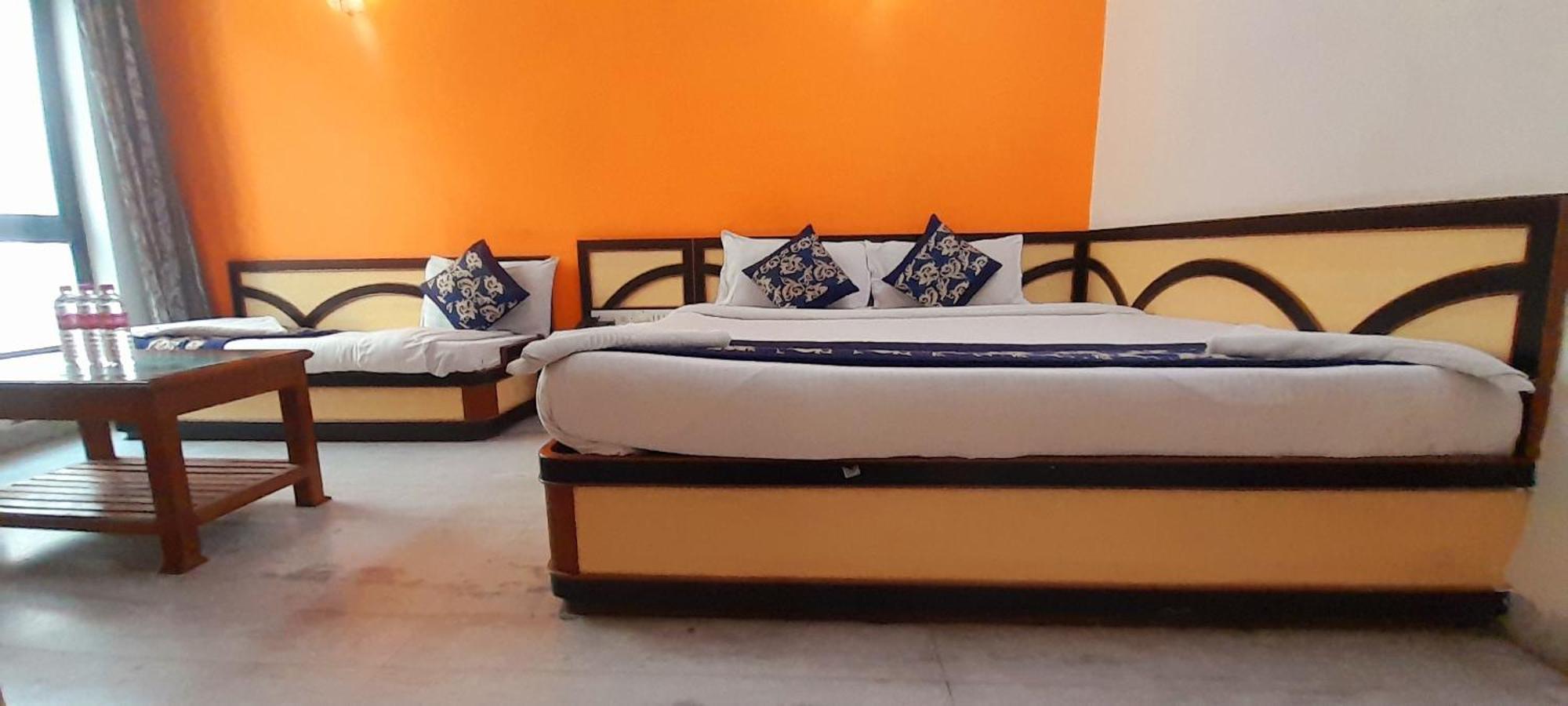 Hotel Indore Palace Shirdi Exterior foto