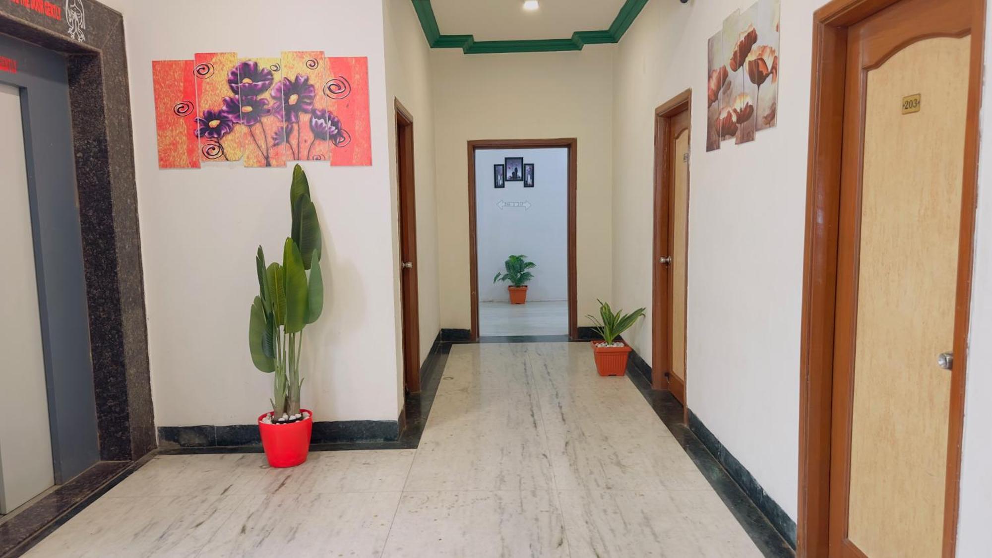 Hotel Indore Palace Shirdi Exterior foto